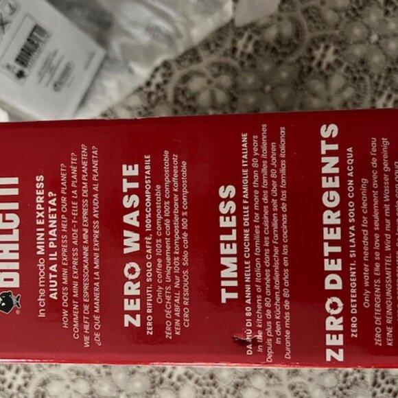 NEW Bialetti Italian Espresso Mini Stove Top Coffee Machine; 2 Designer Cups - Picture 10 of 13